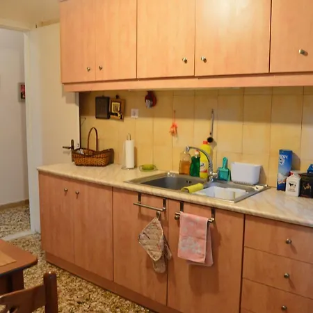 Aleka's House * Xylokastro